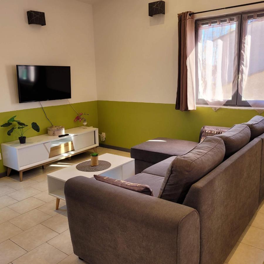 Appartement Agreable Et Spacieux Ensoleille Valros Exterior photo
